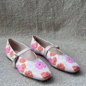 Katy Perry Floral Mary Jane Flats Women's Size 7 Excellent Condition